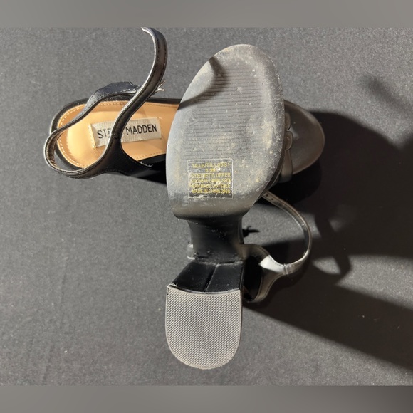 Steve Madden platform heels! - Picture 3 of 3